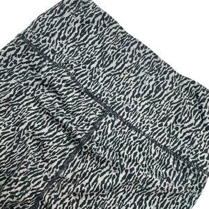 Varley Century Leggings 2.0 25" in Textured Grain Print Grey Black Small